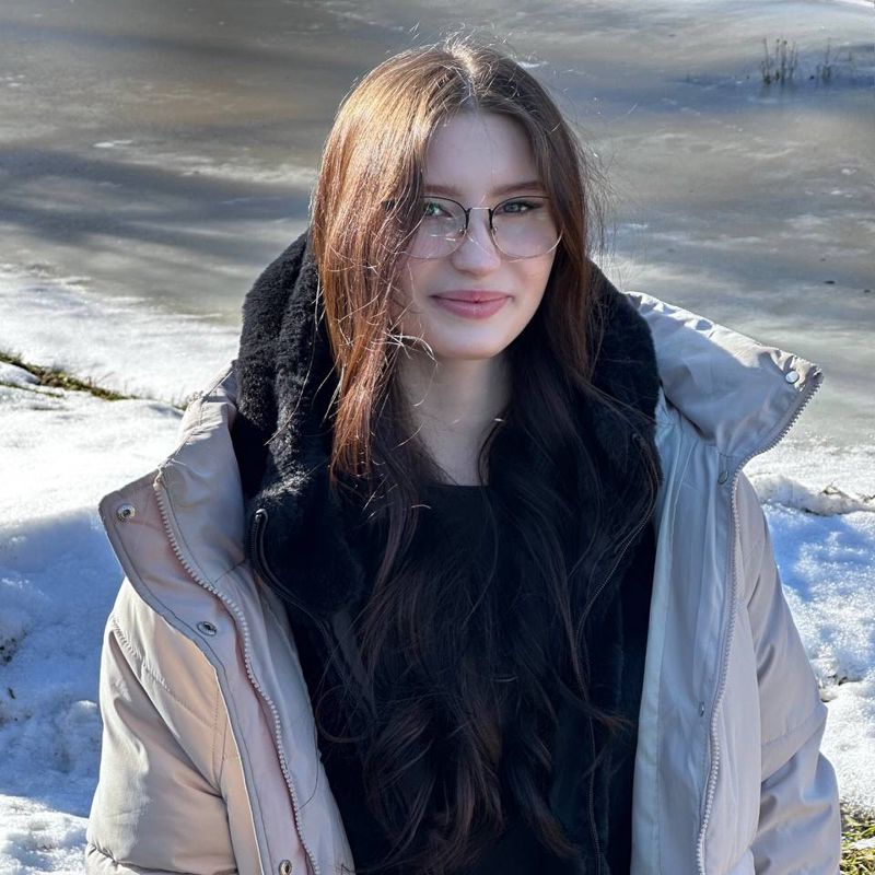 Новикова Алина