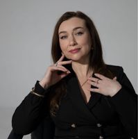 Лир Антонина