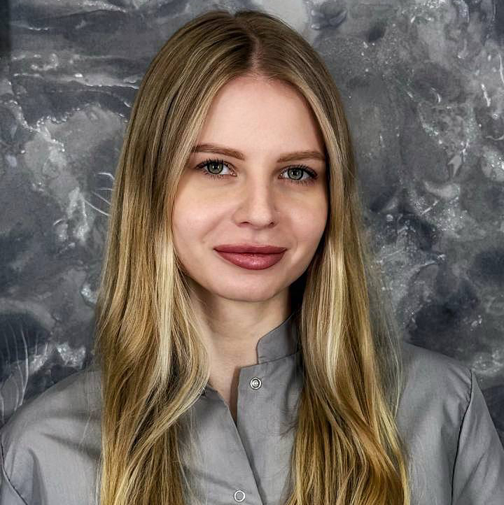 Алина