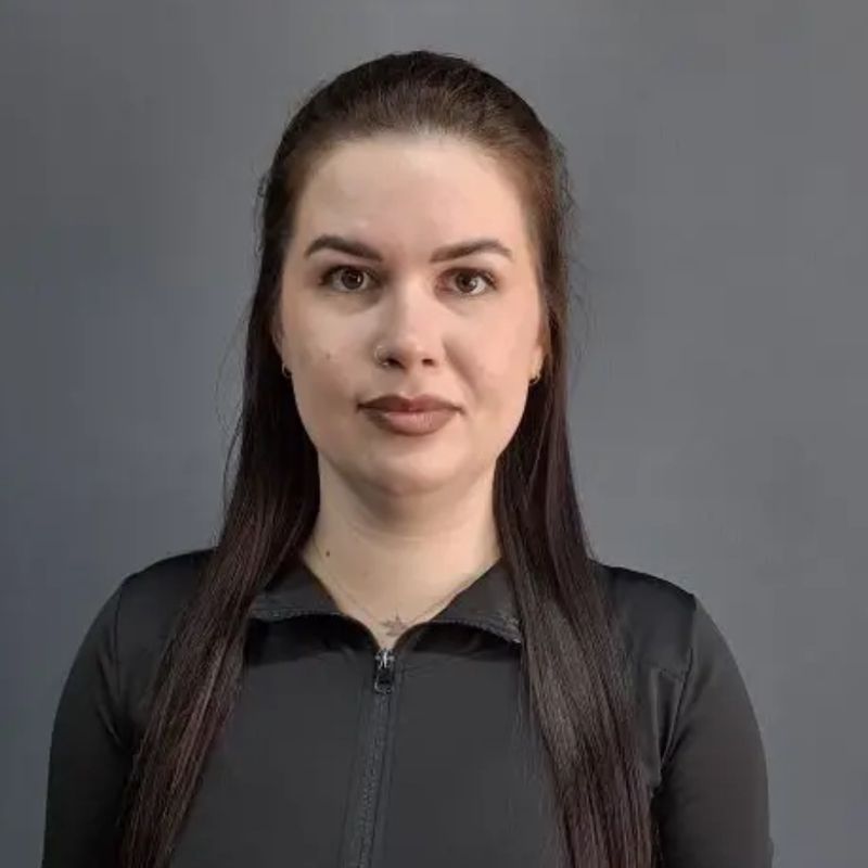 Анна Р