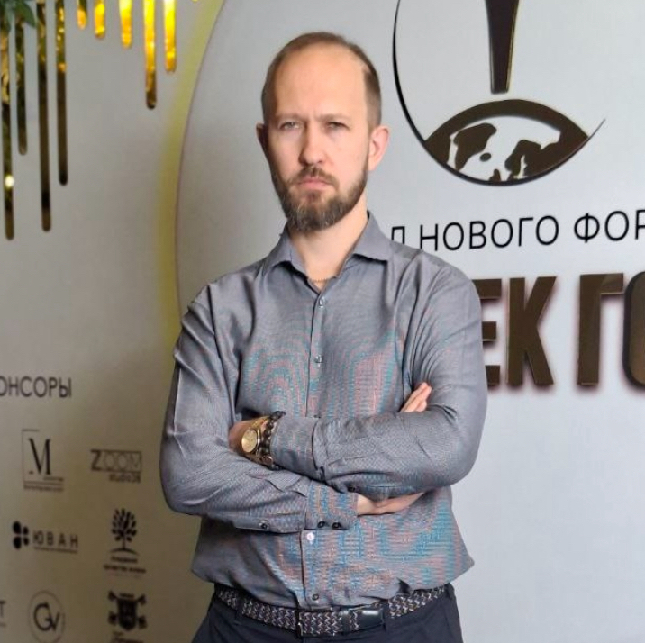 Слесаренко Максим
