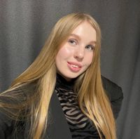 Любимова Елена