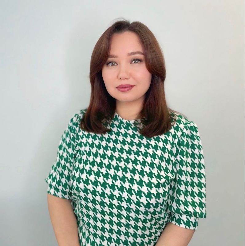 Микалина Лариса