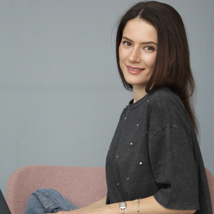Русанова Арина