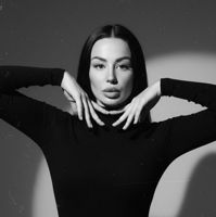 Полина