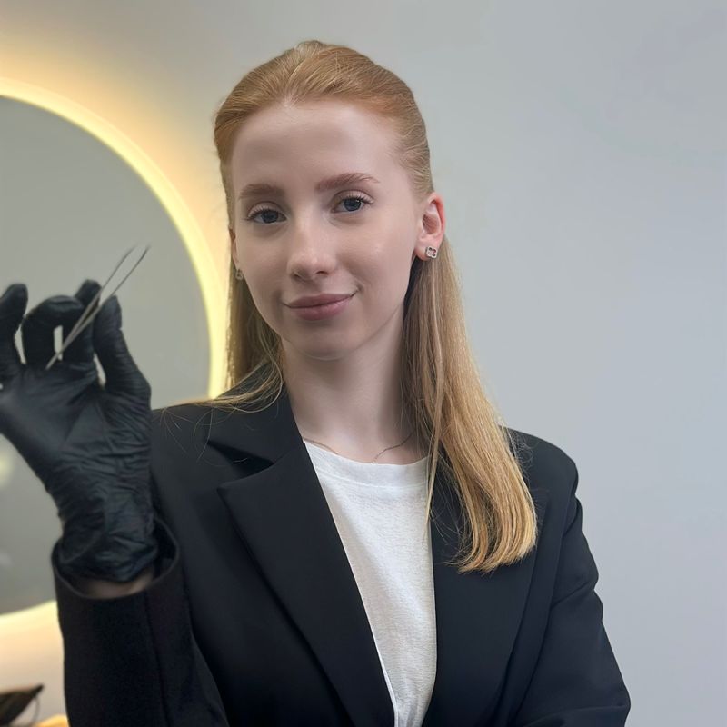 Литвинова Анастасия