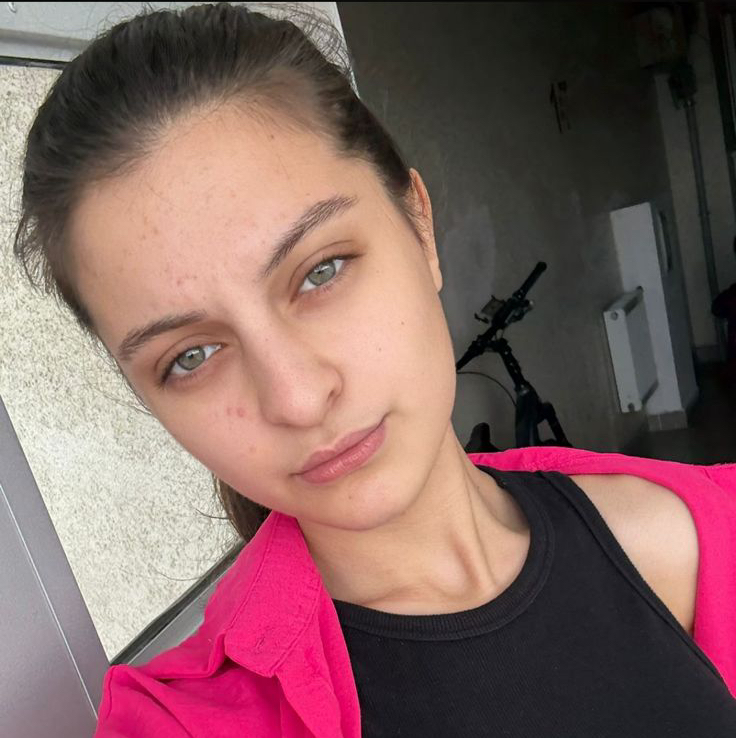 Ани