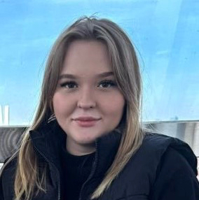 Полина