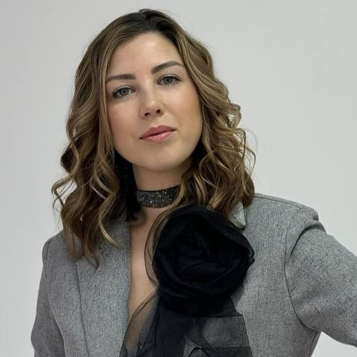 Алина
