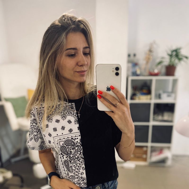 Юлия Антощенко