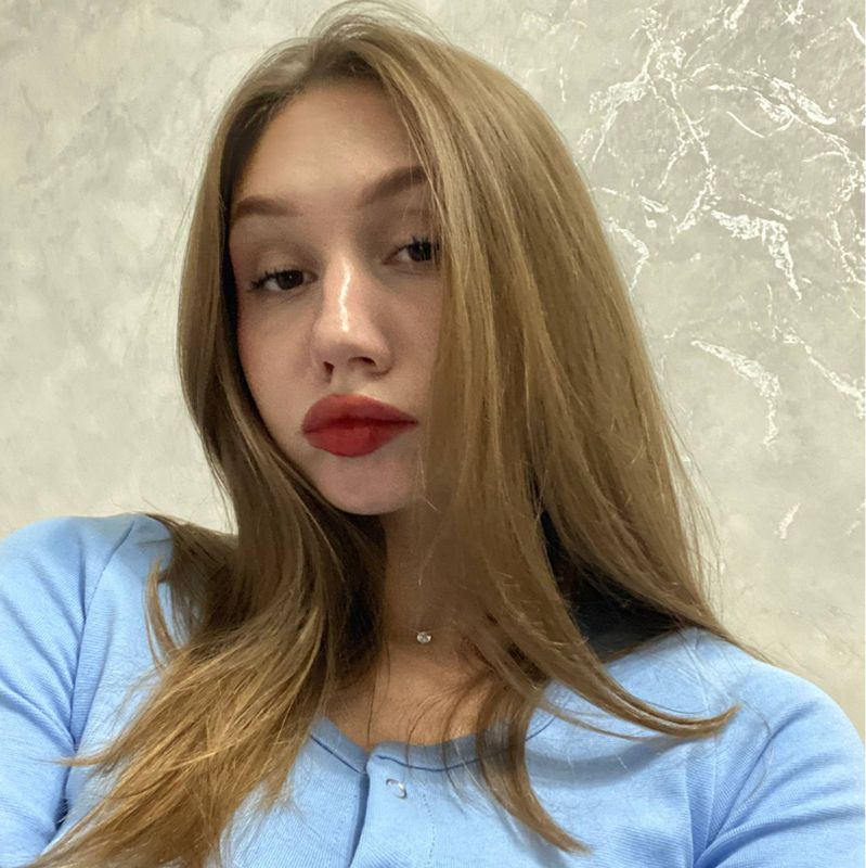Полина