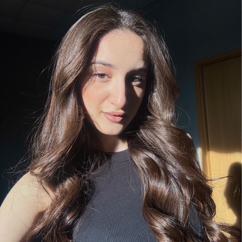 Аня
