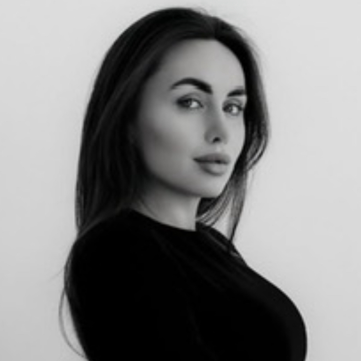 Антонян Каролина