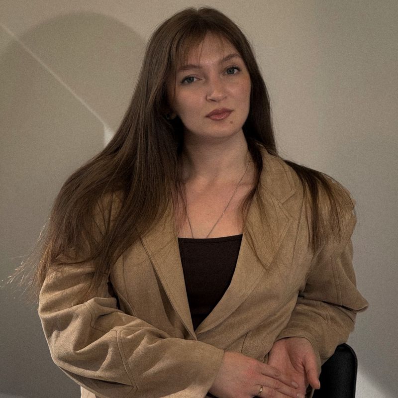 Полина