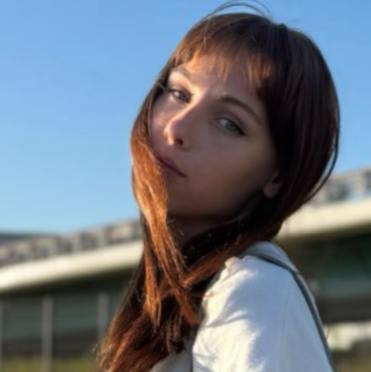 Яна