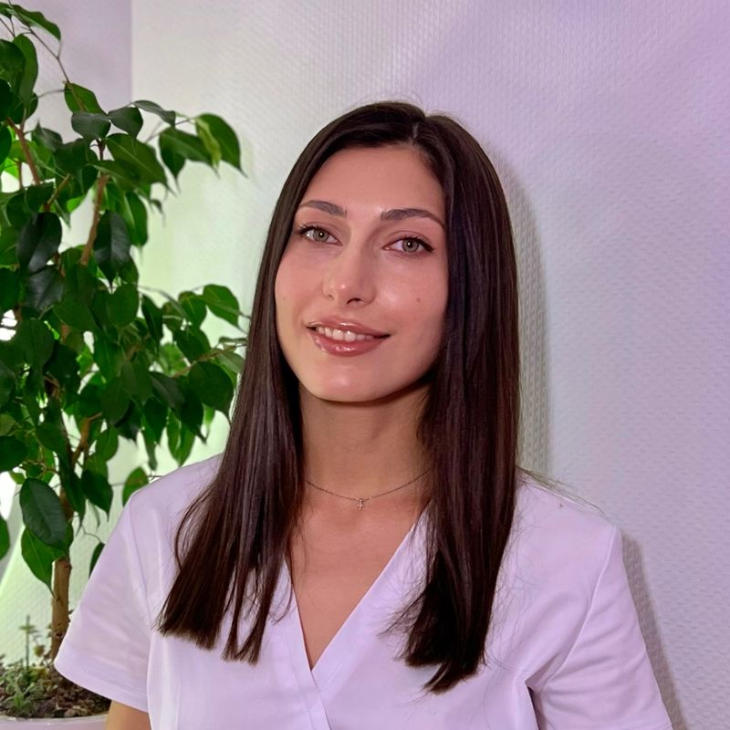 Стрелкова Кристина