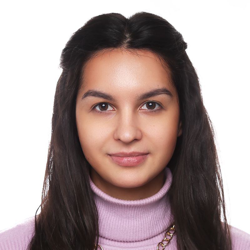 Мила