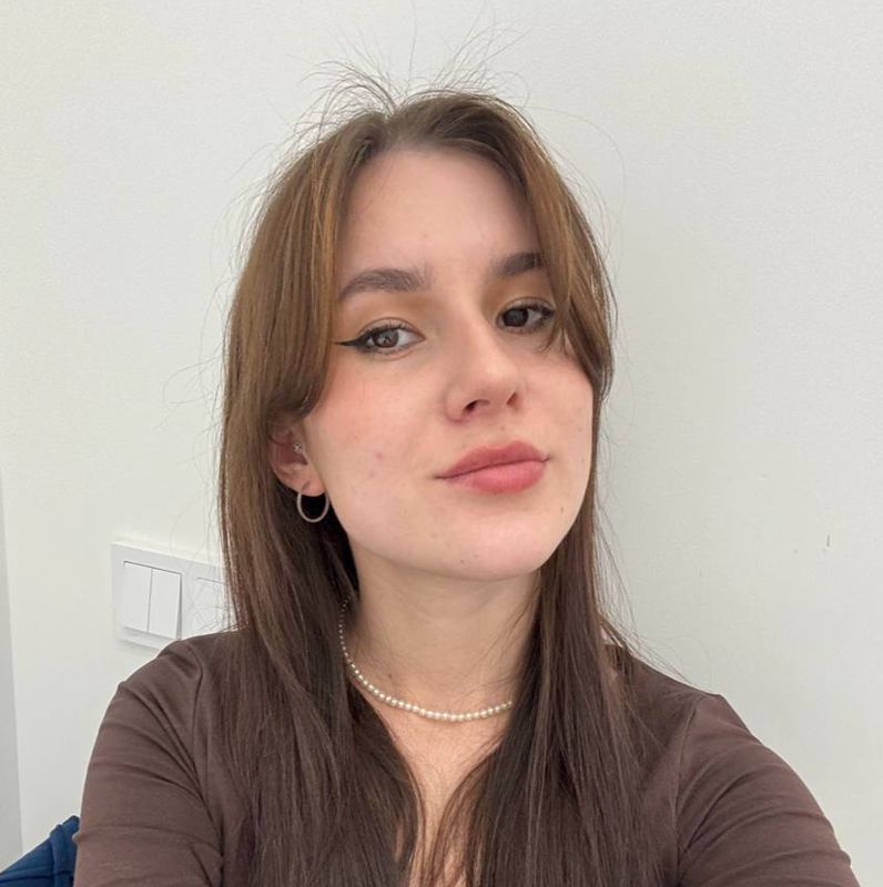 Алина