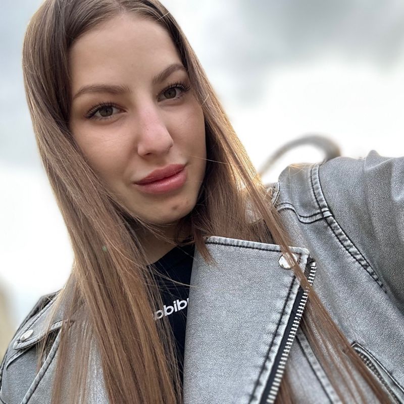 Алина