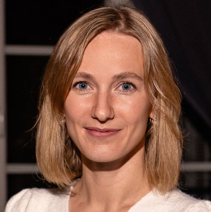 Шахова Елена