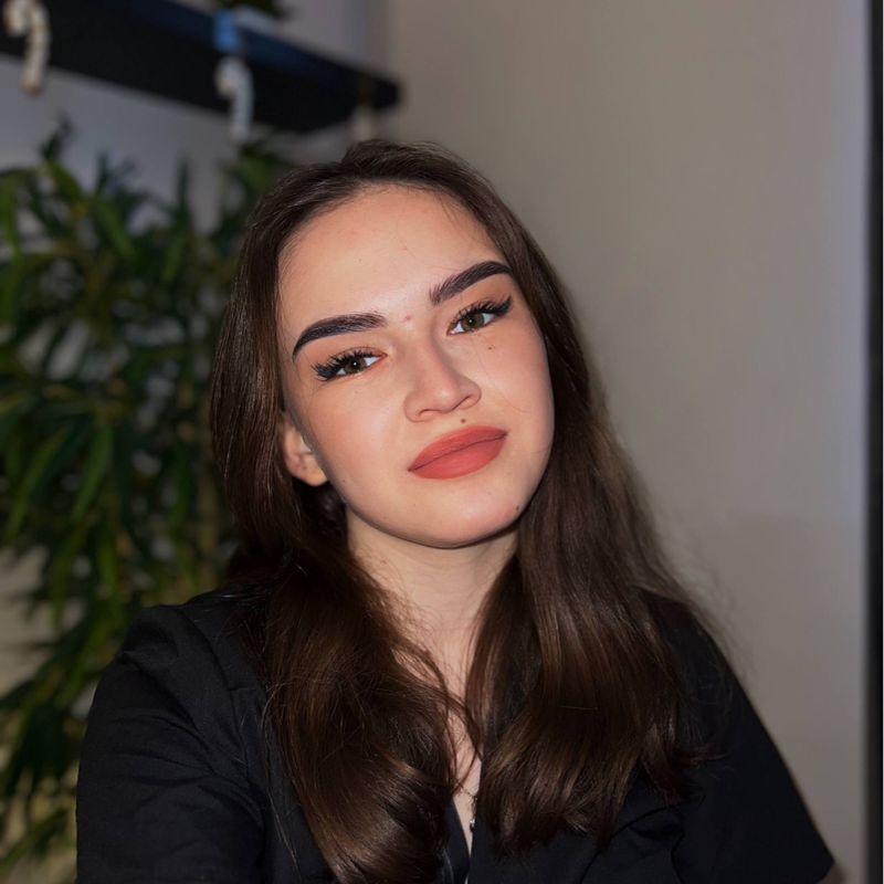 Ева