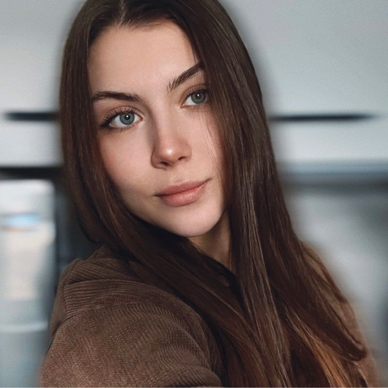 Алина