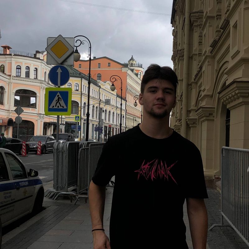 Лазарев Павел
