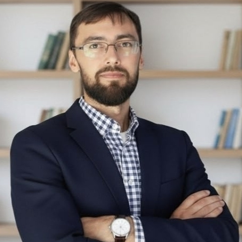 Бабаджанов Роман
