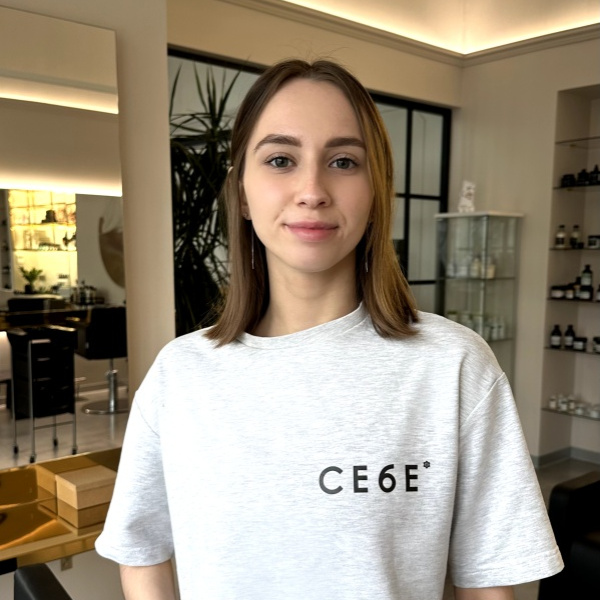 Лешукова Полина