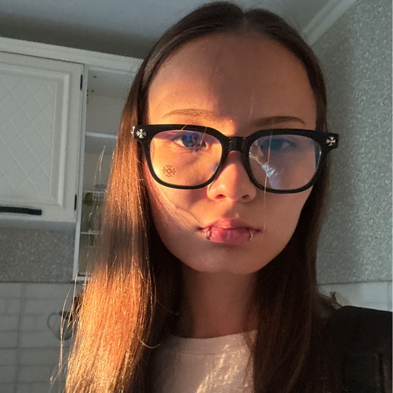 Садыкбаева Жанель