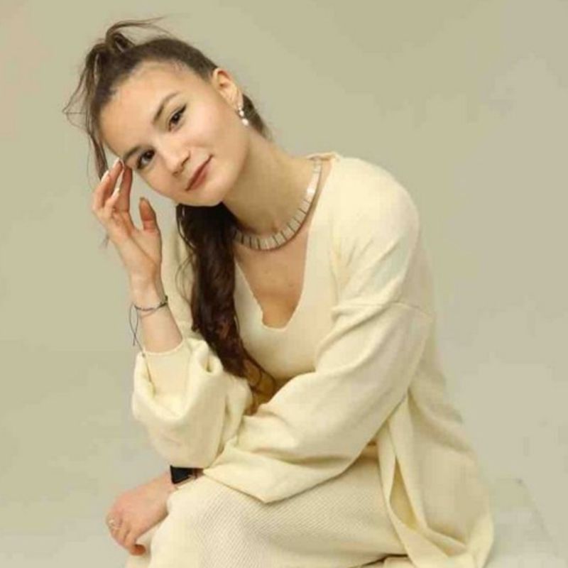 Алина