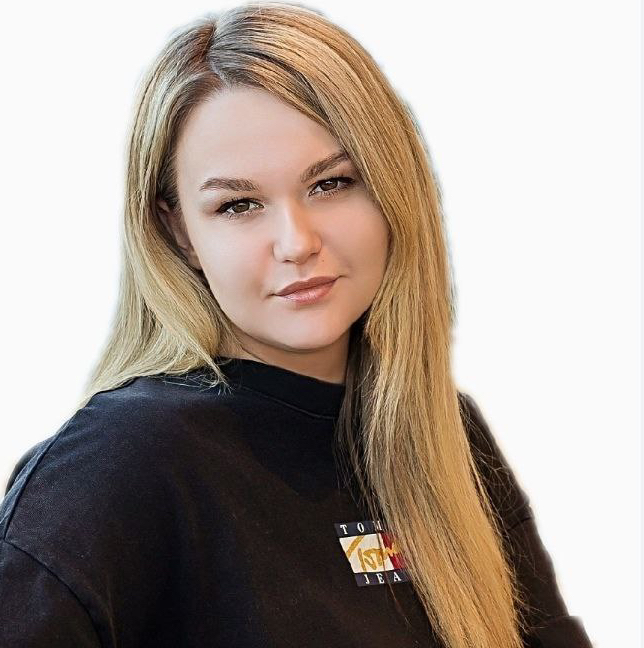 Литвинова Анастасия