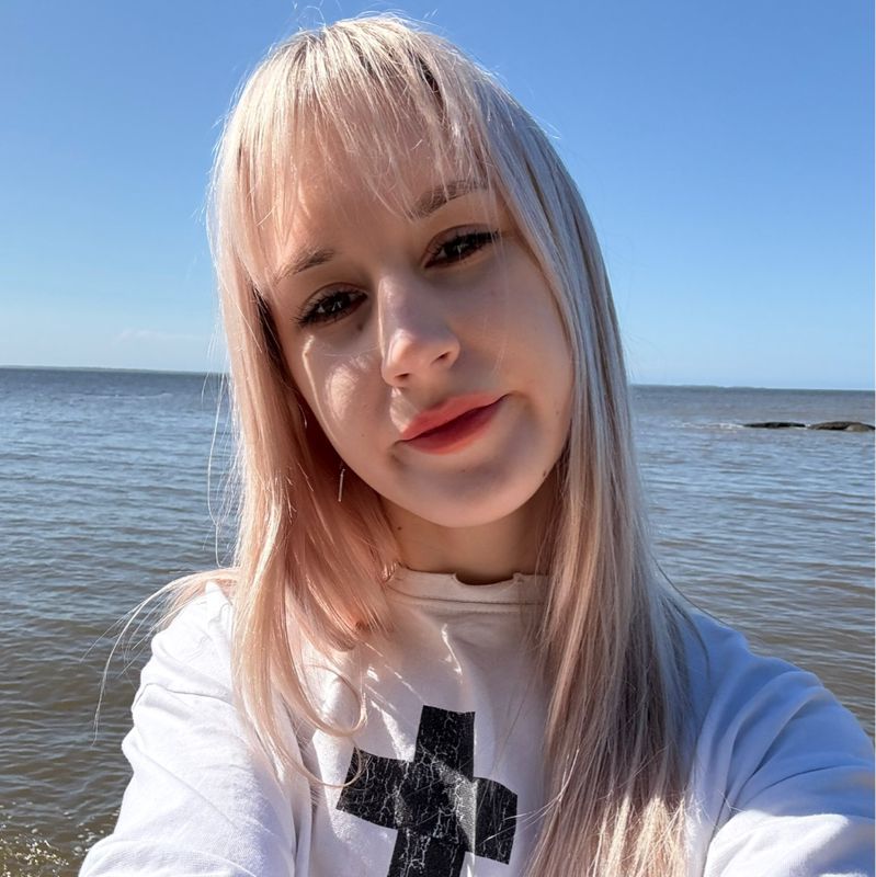 Иванова Юлия