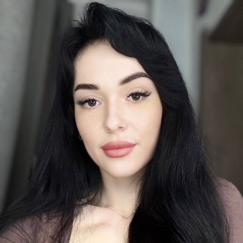 Голубятникова Яна