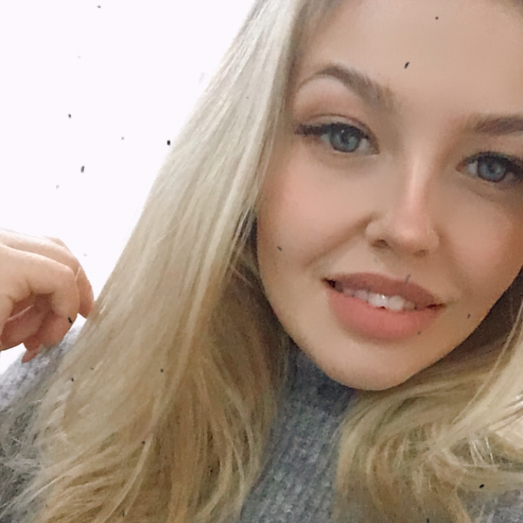 Алина