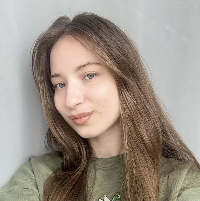 Смольникова Анна