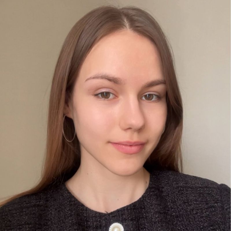 Анна К.