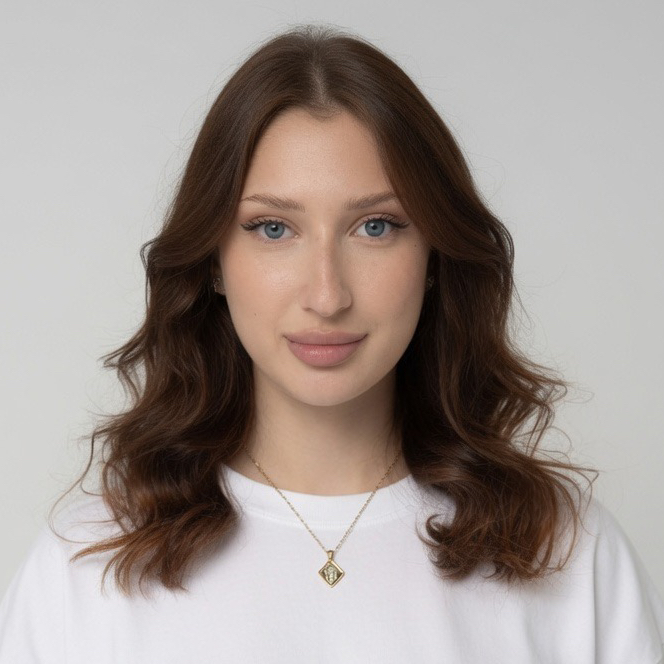 Яна