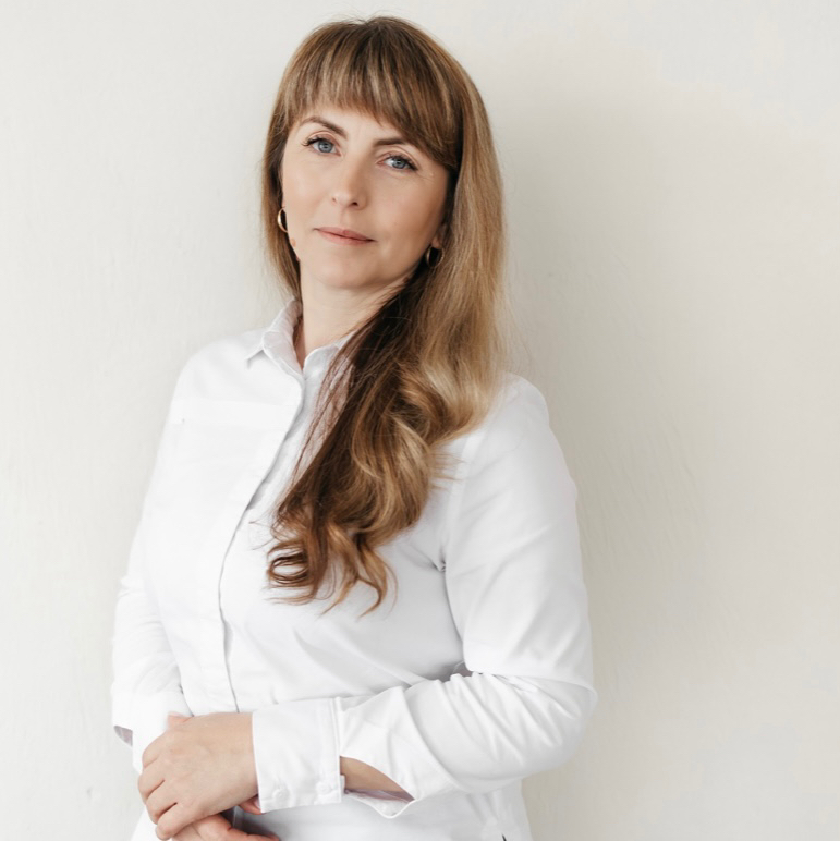 Стародумова Елена