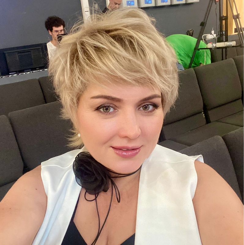 Яна