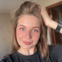 Полина