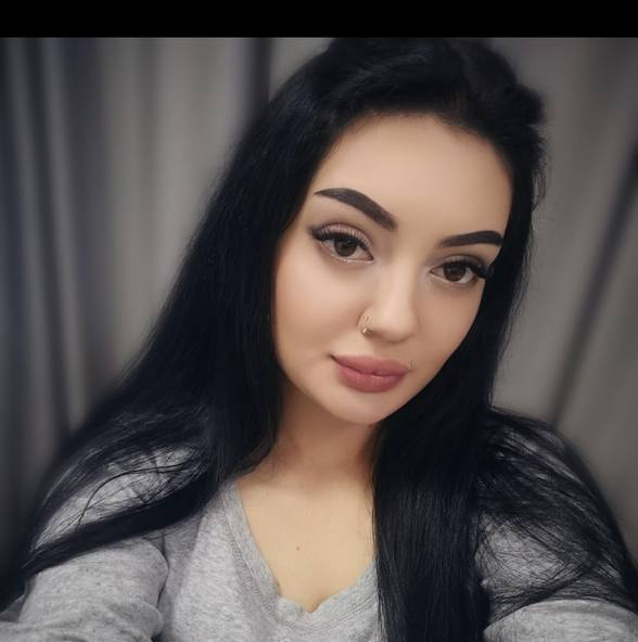 Яна