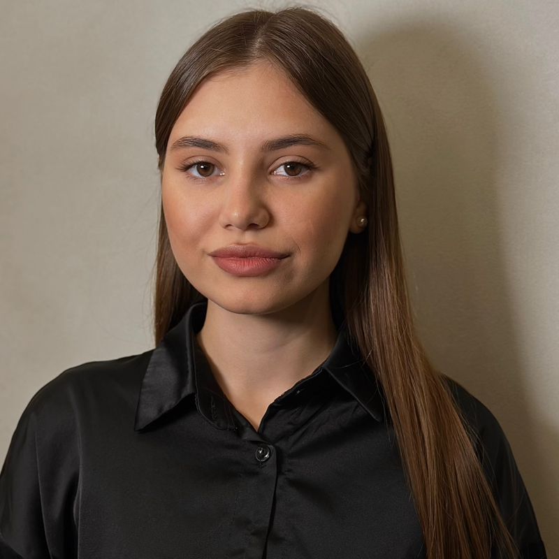Александра