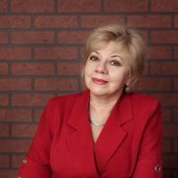 Пичугина Лариса