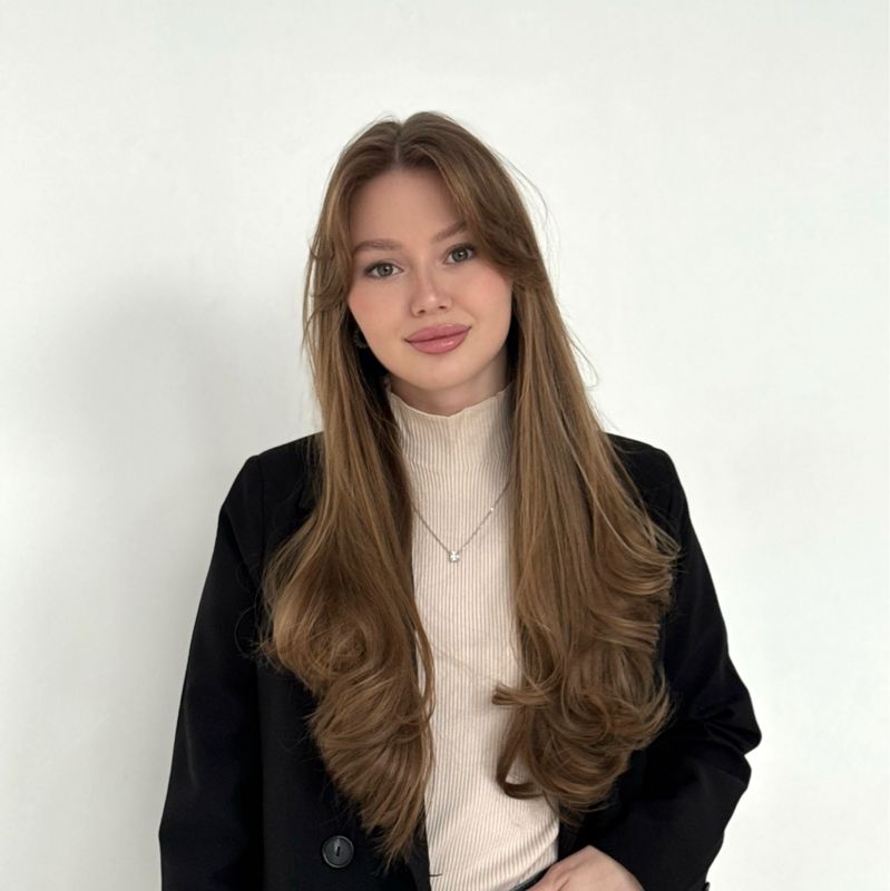 Полина