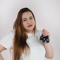 Лебедева Виолетта