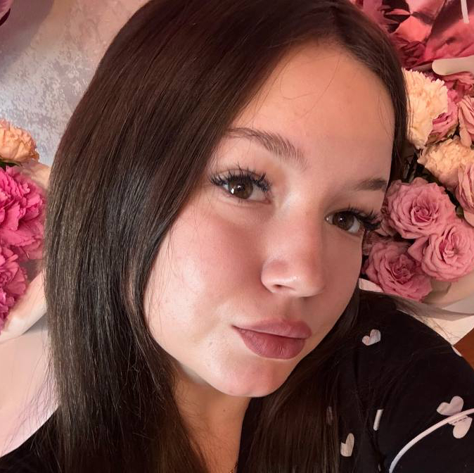 Полина