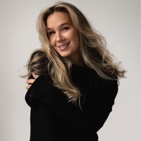 Кукшинова Ксения