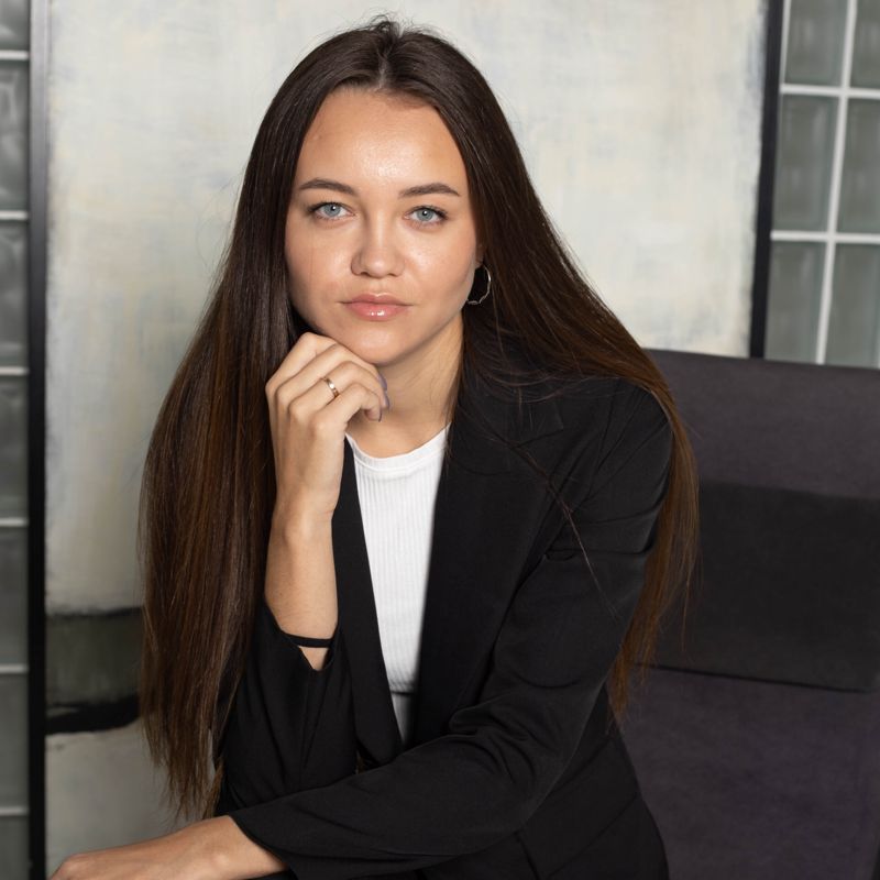 Элина М.