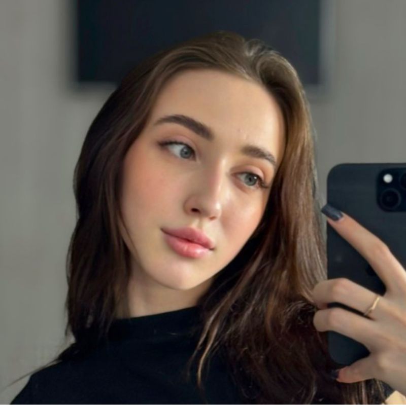 Алина